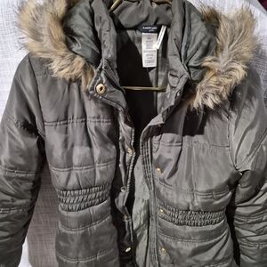 bebe Girls Olive Green Puffer Jacket with Faux Fur Trim